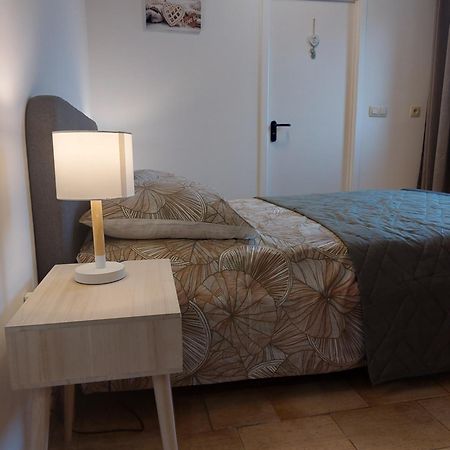 A La Cour De La Sucrerie Apartment บินช์ ภายนอก รูปภาพ